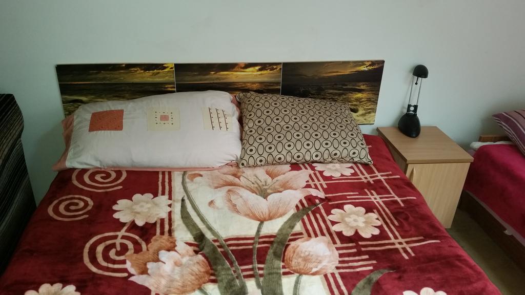 Sosnowy Dworek Apartment Jozefow  Ngoại thất bức ảnh